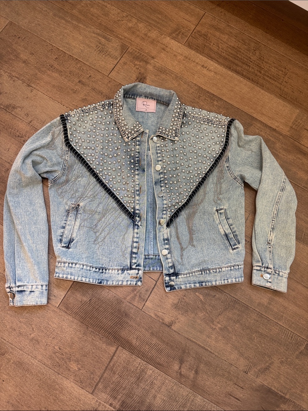 Studded Light Wash Denim Jean Jacket - Light Blue